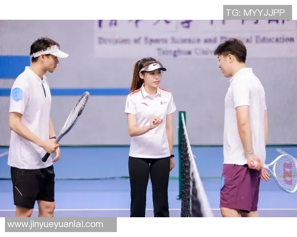 北京网球队默契配合探讨:提升团队协作与竞技水平的关键因素 北京网球队默契配合探讨:提升团队协作与竞技水平的关键因素