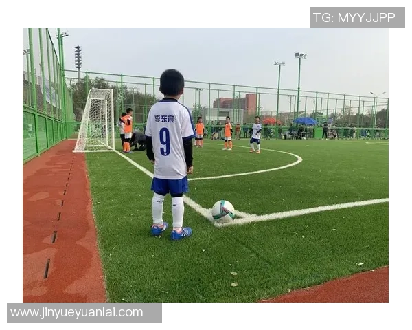 深圳排球队的拼搏之路:从默默无闻到赛场辉煌的奋斗故事 深圳排球队的拼搏之路:从默默无闻到赛场辉煌的奋斗故事