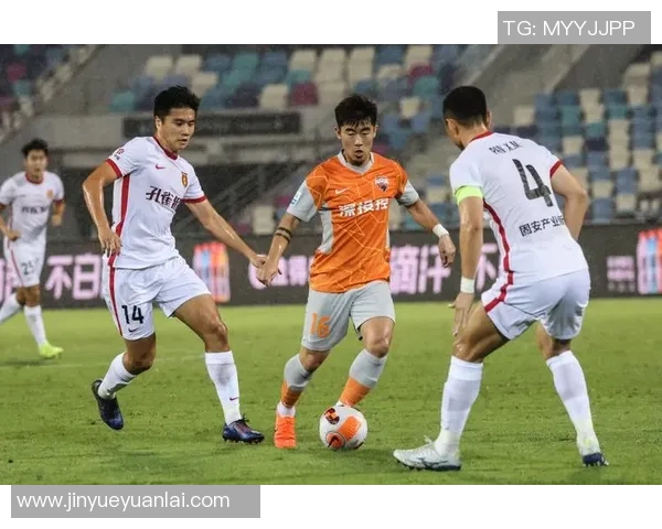 深圳足球队荣登足球个人能力排行榜第十名引发热议 深圳足球队荣登足球个人能力排行榜第十名引发热议