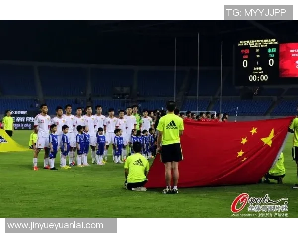 聚焦成都足球队意识提升与发展探讨促进地方足球文化繁荣