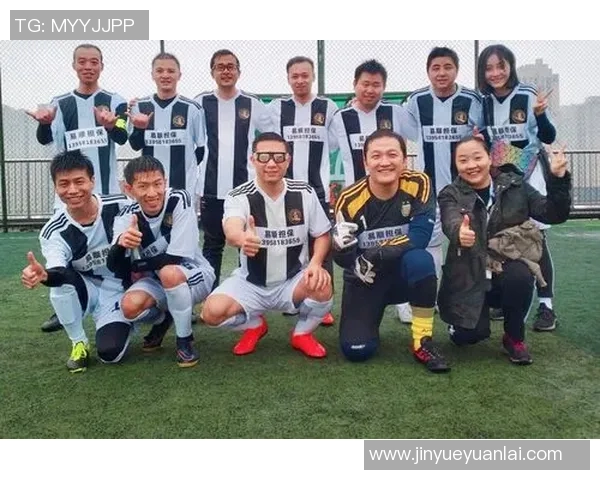 杭州足球队的拼搏之路与城市联赛的荣耀追逐 杭州足球队的拼搏之路与城市联赛的荣耀追逐